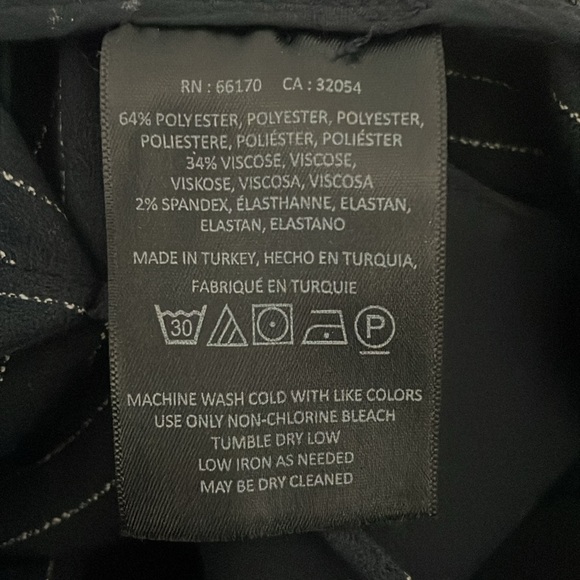 Anthropologie The Essentials Navy Blue Pinstriped Jumpsuit Size 4 - Picture 12 of 12